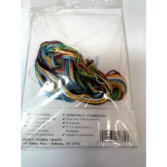 Design Works Christmas Cross Stitch Card Kit Santa Ornament 5"x7" Design DIY Cra - Picture 5 of 5